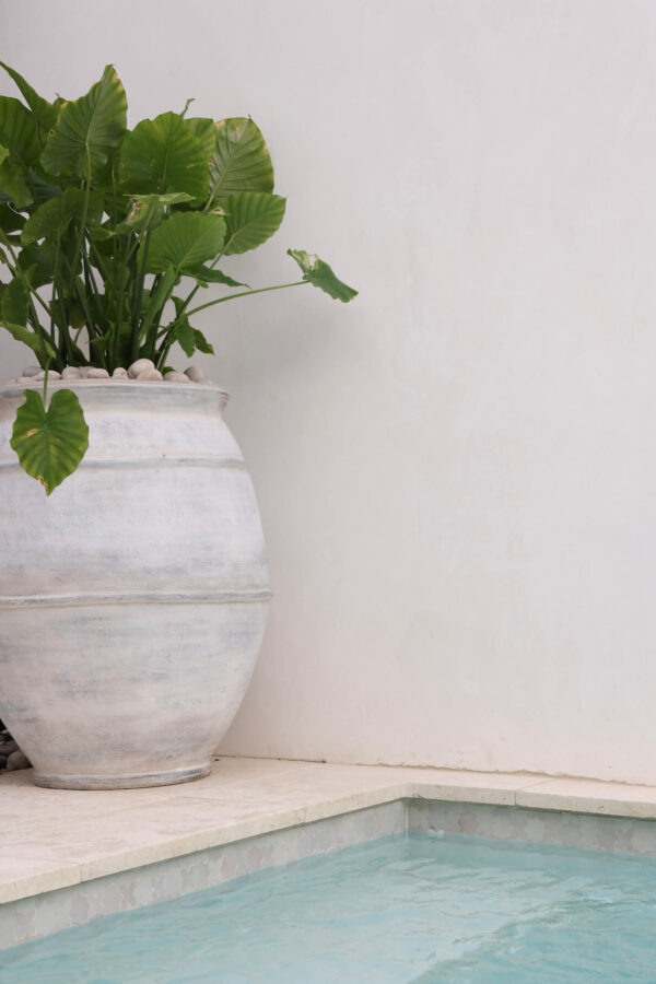 Pool Water Line - Berkane Mosaic in Silk